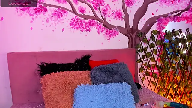 magali 19 online show from 12/02/24, 08:00