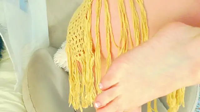 magali 19 online show from 04/02/26, 12:19