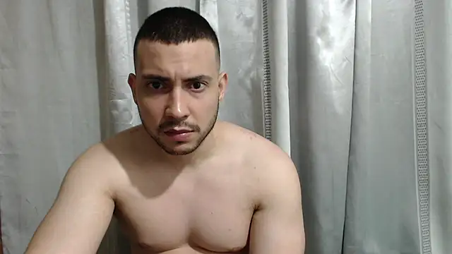 Armando 2002 online show from 05/21/26, 02:40