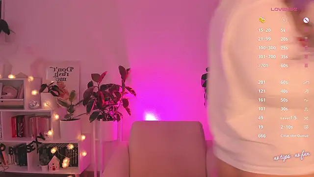 pussy-kattt online show from 11/23/25, 08:58