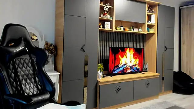 Claire95  online show from 10/14/25, 04:46