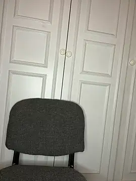 Snapshot of arabiaAna chatting on 09/23/25, 01:41 arabiaAna online show from 09/23/25, 01:41