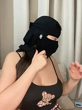 Snapshot of arabiaAna chatting on 07/01/26, 02:35 arabiaAna online show from 07/01/26, 02:35