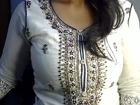 SiaraSiyA online show from 05/10/26, 04:56