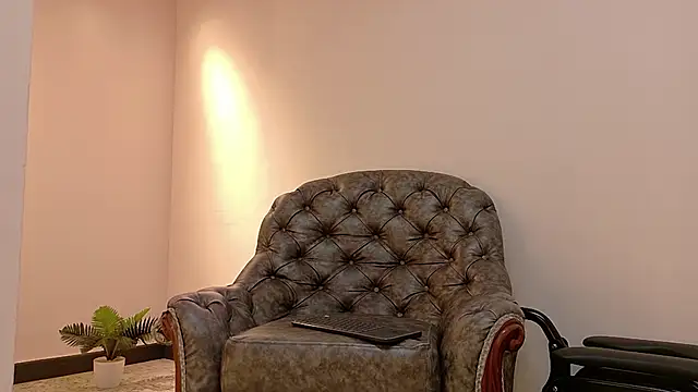 niky smit online show from 03/08/25, 11:37