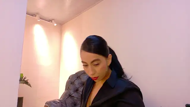 niky smit online show from 10/13/25, 10:59