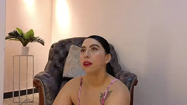 niky smit online show from 11/24/25, 10:48