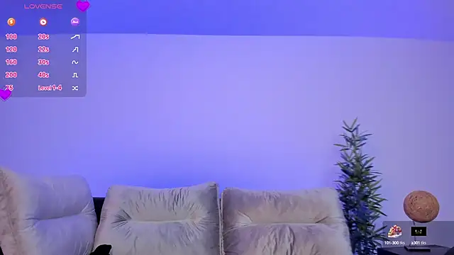 miataylorr1 online show from 01/25/25, 06:57