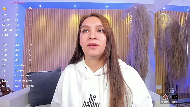 miataylorr1 online show from 01/27/25, 12:58