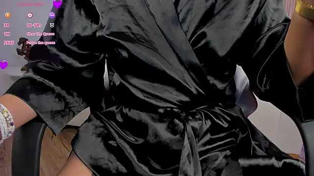 miataylorr1 online show from 02/27/25, 03:15