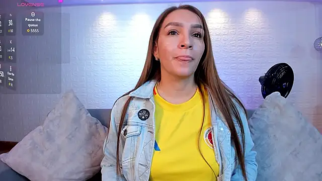 miataylorr1 online show from 09/09/25, 12:26