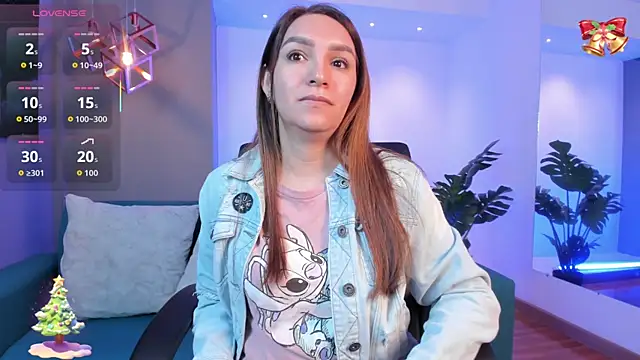 miataylorr1 online show from 12/22/25, 11:29