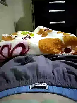 Snapshot of shiiank chatting on 06/23/26, 12:30 shiiank online show from 06/23/26, 12:30