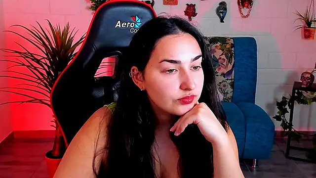 CeceliaJohnson online show from 10/14/25, 08:04