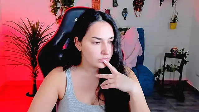 CeceliaJohnson online show from 11/21/25, 08:02