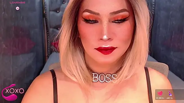 QUEEN GIAMOORE69 online show from 10/02/25, 08:16