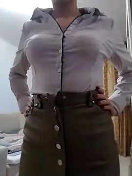 baby sweet girl  online show from 02/15/25, 02:37