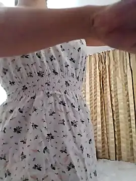 baby sweet girl  online show from 03/13/25, 11:05