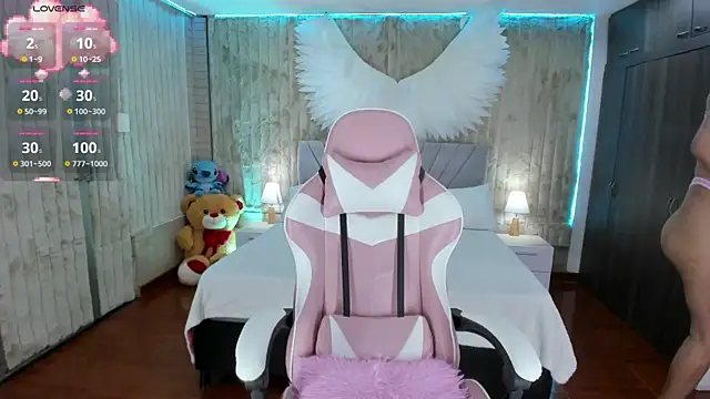 Snapshot of floryn_susana chatting on 01/23/25, 08:35 floryn susana online show from 01/23/25, 08:35