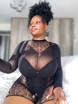 Snapshot of Hyra_Ari chatting on 09/14/25, 12:48 Hyra Ari online show from 09/14/25, 12:48