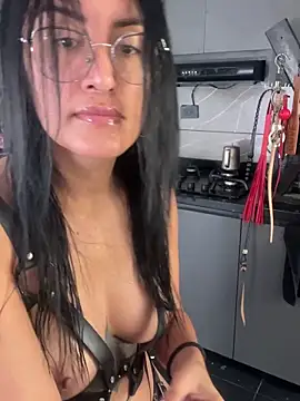 Snapshot of lorna_cox_bdsm chatting on 03/18/25, 03:31 lorna cox bdsm online show from 03/18/25, 03:31