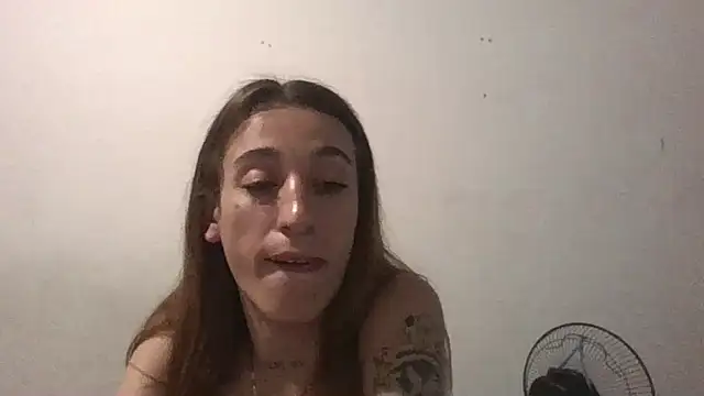 andreahhill online show from 11/28/25, 07:55