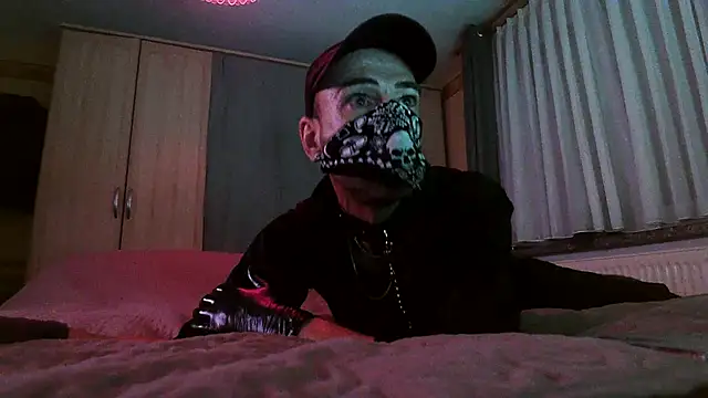 Danny Guy online show from 01/12/26, 04:23