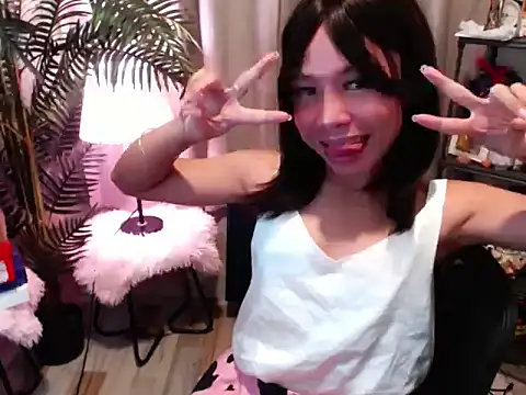 AsianTrixxx online show from 04/14/26, 04:35