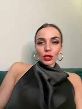 Snapshot of Bad_Giorgia chatting on 09/13/25, 09:25 Bad Giorgia online show from 09/13/25, 09:25