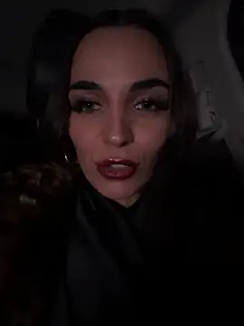 Snapshot of Bad_Giorgia chatting on 10/17/25, 11:07 Bad Giorgia online show from 10/17/25, 11:07