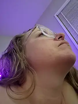 julimonroe online show from 03/07/25, 06:13