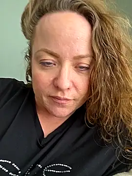 julimonroe online show from 02/23/26, 07:00