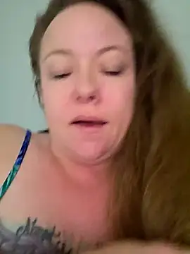 julimonroe online show from 04/08/26, 11:10