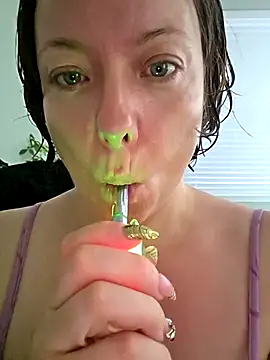 julimonroe online show from 05/12/26, 11:40