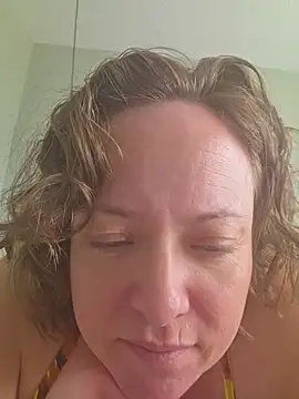 julimonroe online show from 07/06/26, 04:42