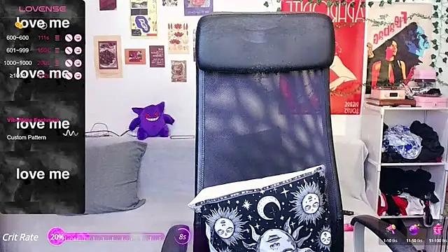 Snapshot of StellaMilla chatting on 02/25/25, 10:07 StellaMilla online show from 02/25/25, 10:07