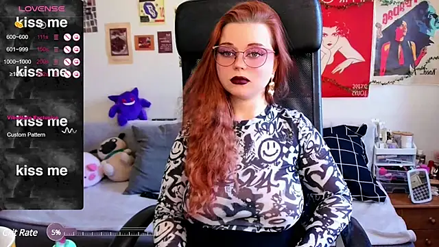 Snapshot of StellaMilla chatting on 03/08/25, 07:27 StellaMilla online show from 03/08/25, 07:27