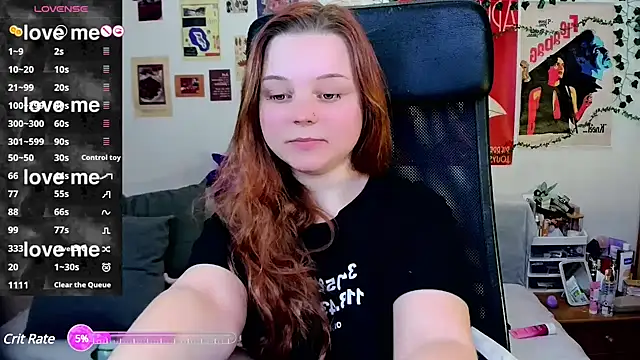 Snapshot of StellaMilla chatting on 03/22/25, 04:14 StellaMilla online show from 03/22/25, 04:14