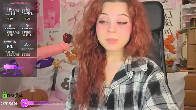 Snapshot of StellaMilla chatting on 10/03/25, 12:07 StellaMilla online show from 10/03/25, 12:07