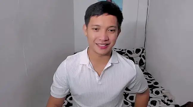 Snapshot of xSebastian19 chatting on 12/16/24, 10:13 xSebastian19 online show from 12/16/24, 10:13