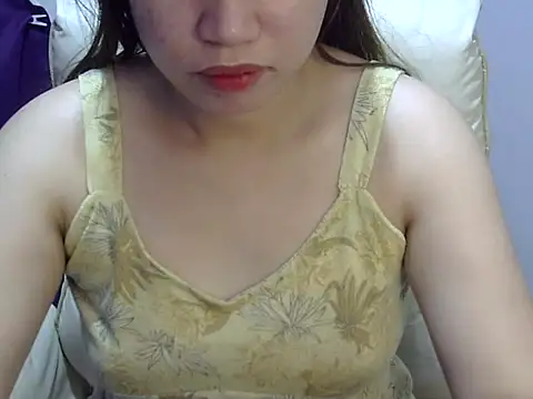    zurIII09  online show from 03/31/26, 07:42