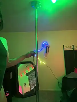 spoilbadkittynow online show from 08/05/26, 10:33