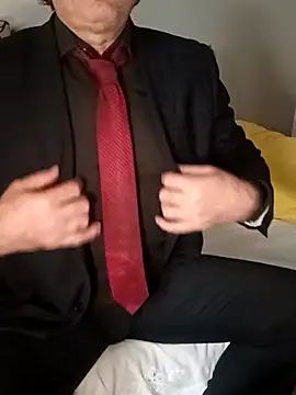 Saysomething3 online show from 10/16/25, 07:31