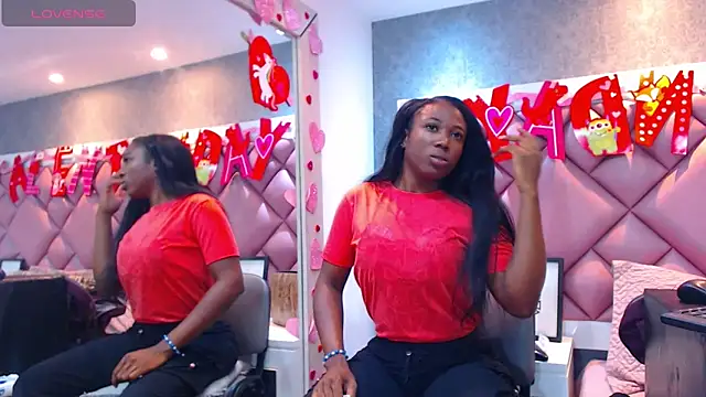 DanielaDuff online show from 09/26/25, 08:02