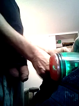 Snapshot of funcock78 chatting on 09/09/25, 02:44 funcock78 online show from 09/09/25, 02:44