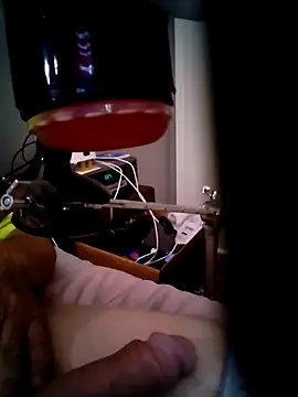 Snapshot of funcock78 chatting on 10/10/25, 05:23 funcock78 online show from 10/10/25, 05:23