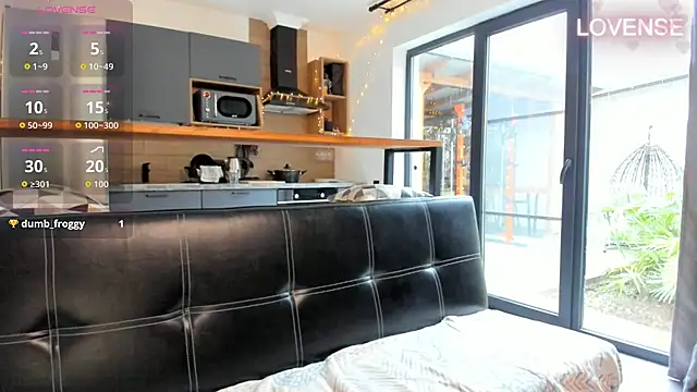 Snapshot of ElizSweet chatting on 01/17/26, 09:47 ElizSweet online show from 01/17/26, 09:47