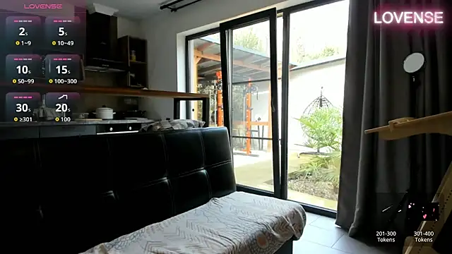 Snapshot of ElizSweet chatting on 02/25/26, 10:25 ElizSweet online show from 02/25/26, 10:25