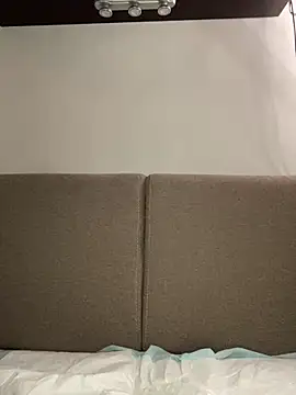 Snapshot of nenalayla chatting on 12/13/24, 05:21 nenalayla online show from 12/13/24, 05:21