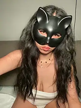 Snapshot of nenalayla chatting on 12/23/24, 08:14 nenalayla online show from 12/23/24, 08:14